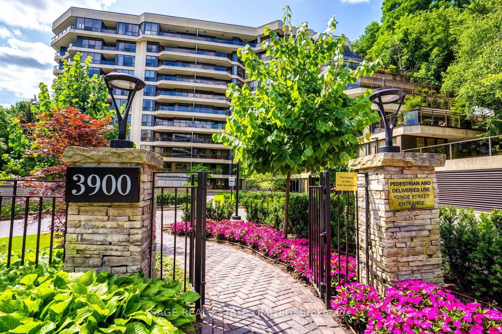 3900 Yonge Street Unit 903, Lawrence Park / Bedford Park, ON M4N 3N6 - Photo 1