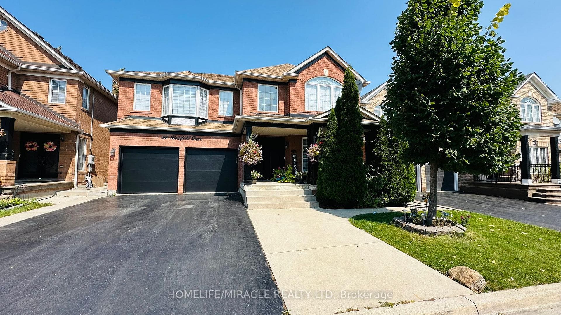 28 Bowsfield Drive, Brampton, ON L6P 1A6 - Photo 1
