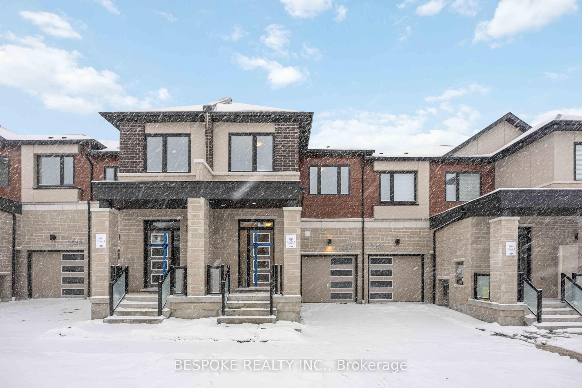 3539 Brickyard Drive, Pickering, ON L1X 0T6 - Photo 1