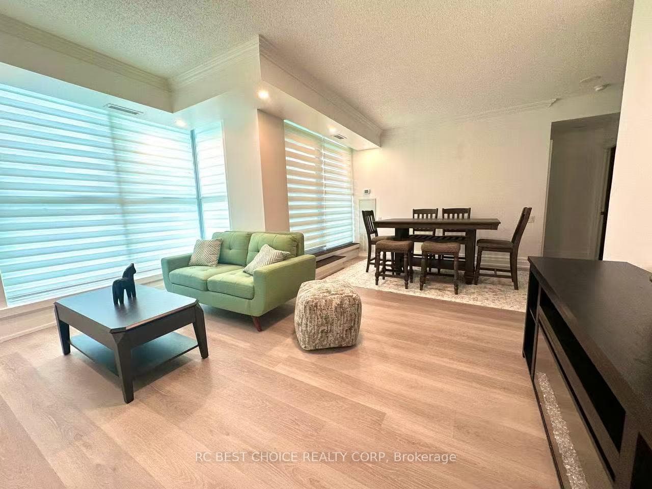 2067 Lake Shore Boulevard Unit 203, Toronto W06
