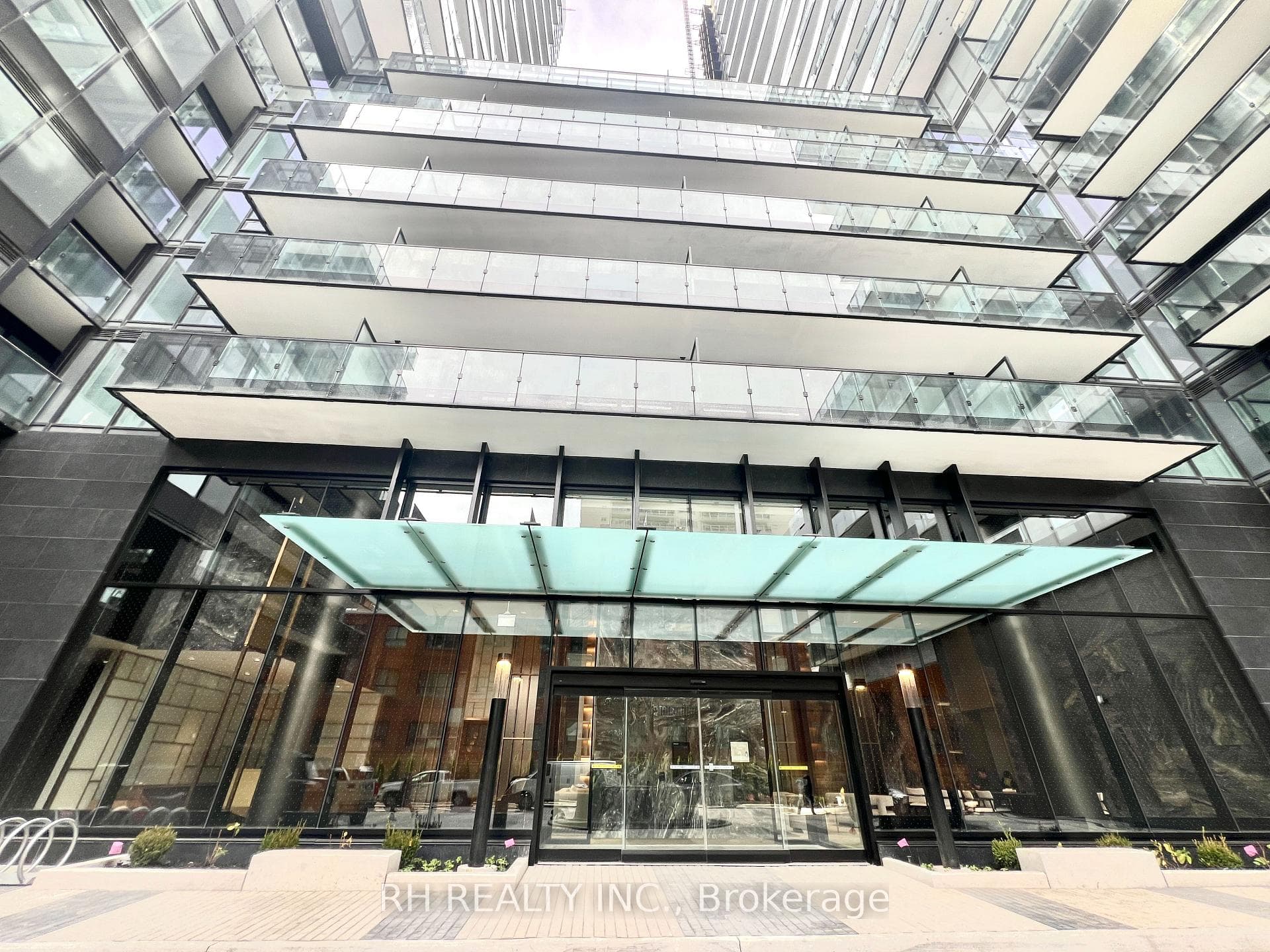 127 Broadway Avenue Unit 1502S, Leaside / Davisville, ON M4P 1V4 - Photo 1