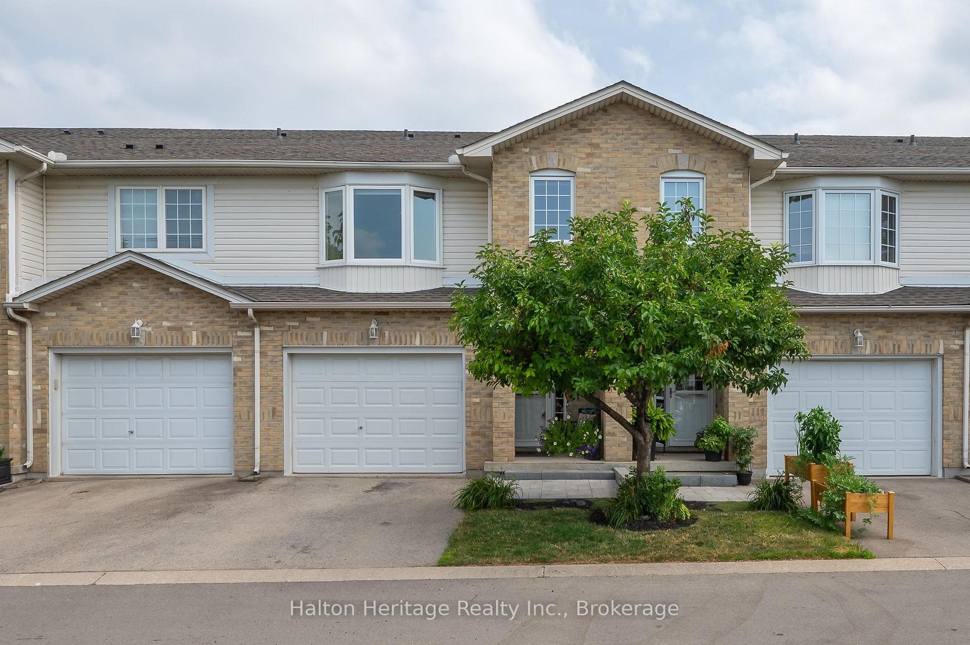 485 Green Road Unit 67, Hamilton, ON L8G 2Z9 - Photo 1