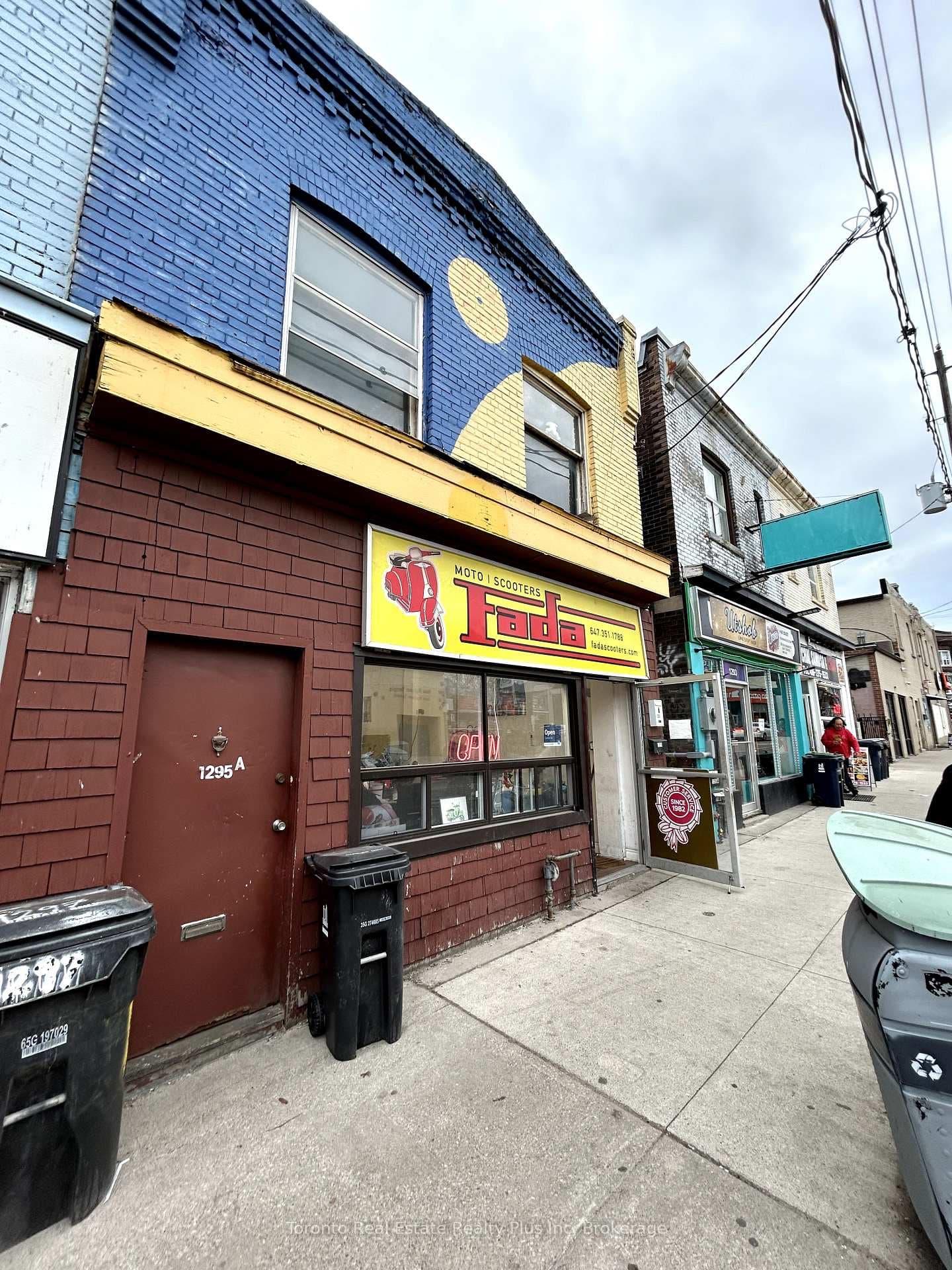1295 Gerrard Street Unit Front, Riverdale / Leslieville, ON M4L 1Y8 - Photo 1
