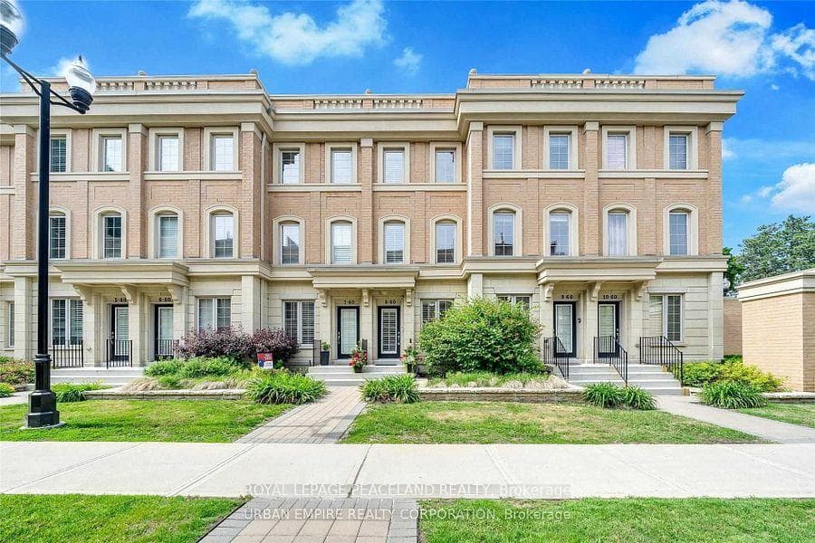 60 Hargrave Lane Unit 10, Bridle Path / York Mills / Hoggs Hollow, ON M4N 0A4 - Photo 1