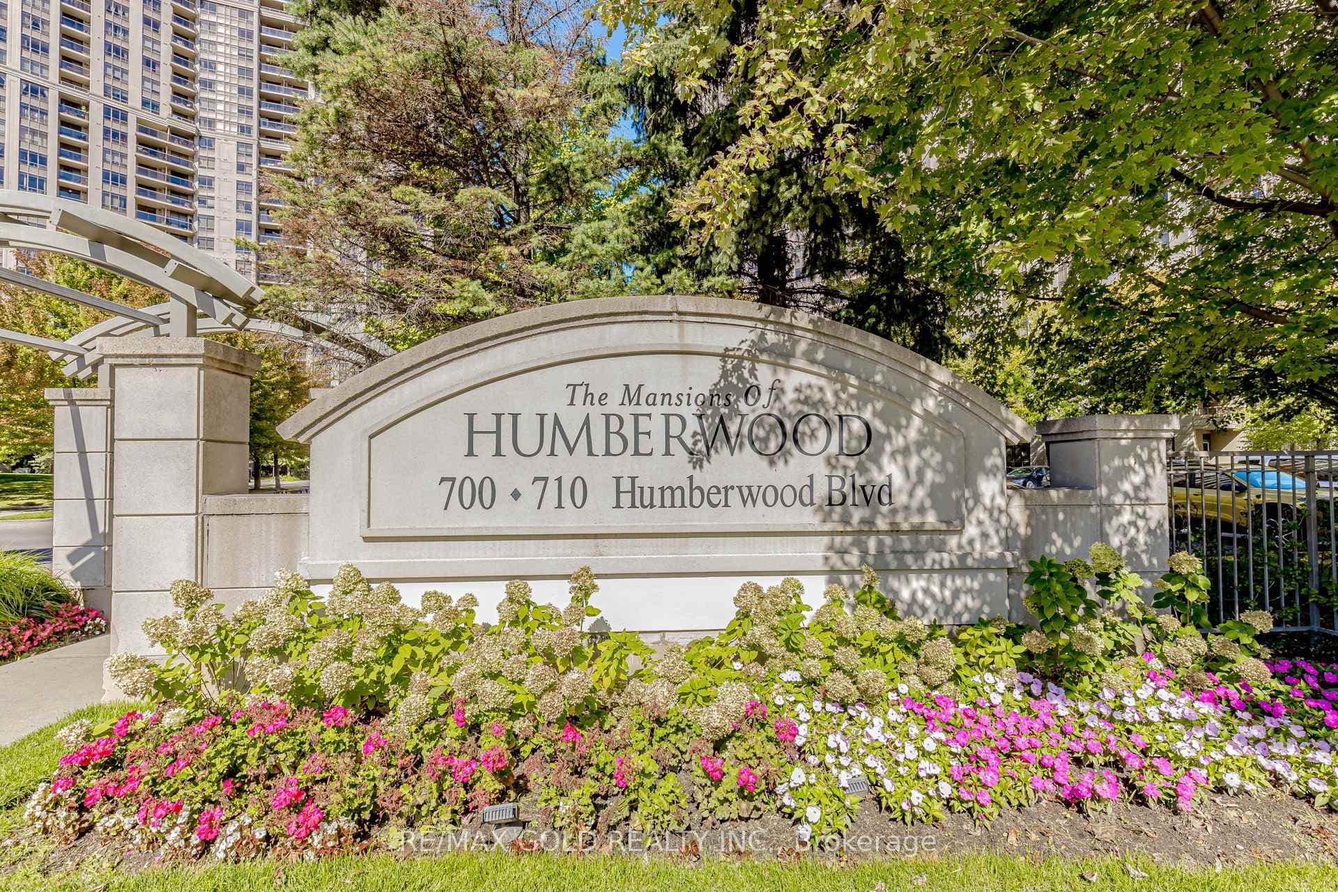 710 Humberwood Boulevard Unit 1204, Etobicoke (West Mall / Rexdale), ON M9W 7J5 - Photo 1