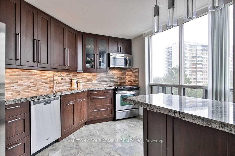1131 Steeles Avenue Unit 511, Thornhill / Willowdale, ON M2R 3W8 - Photo 1