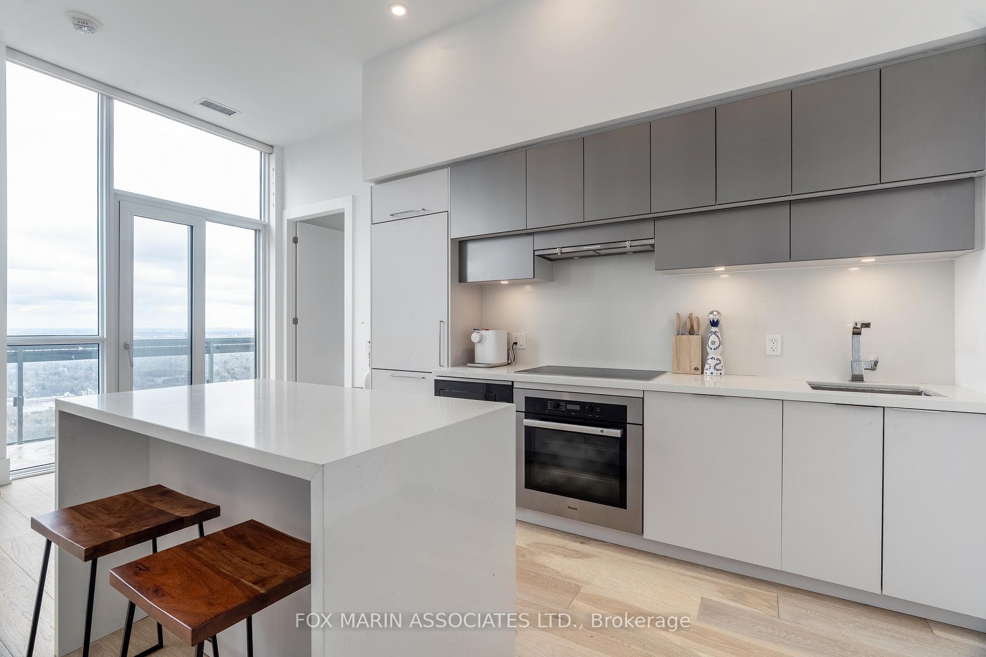 39 Roehampton Avenue Unit 4604, Leaside / Davisville, ON M4P 1P9 - Photo 1