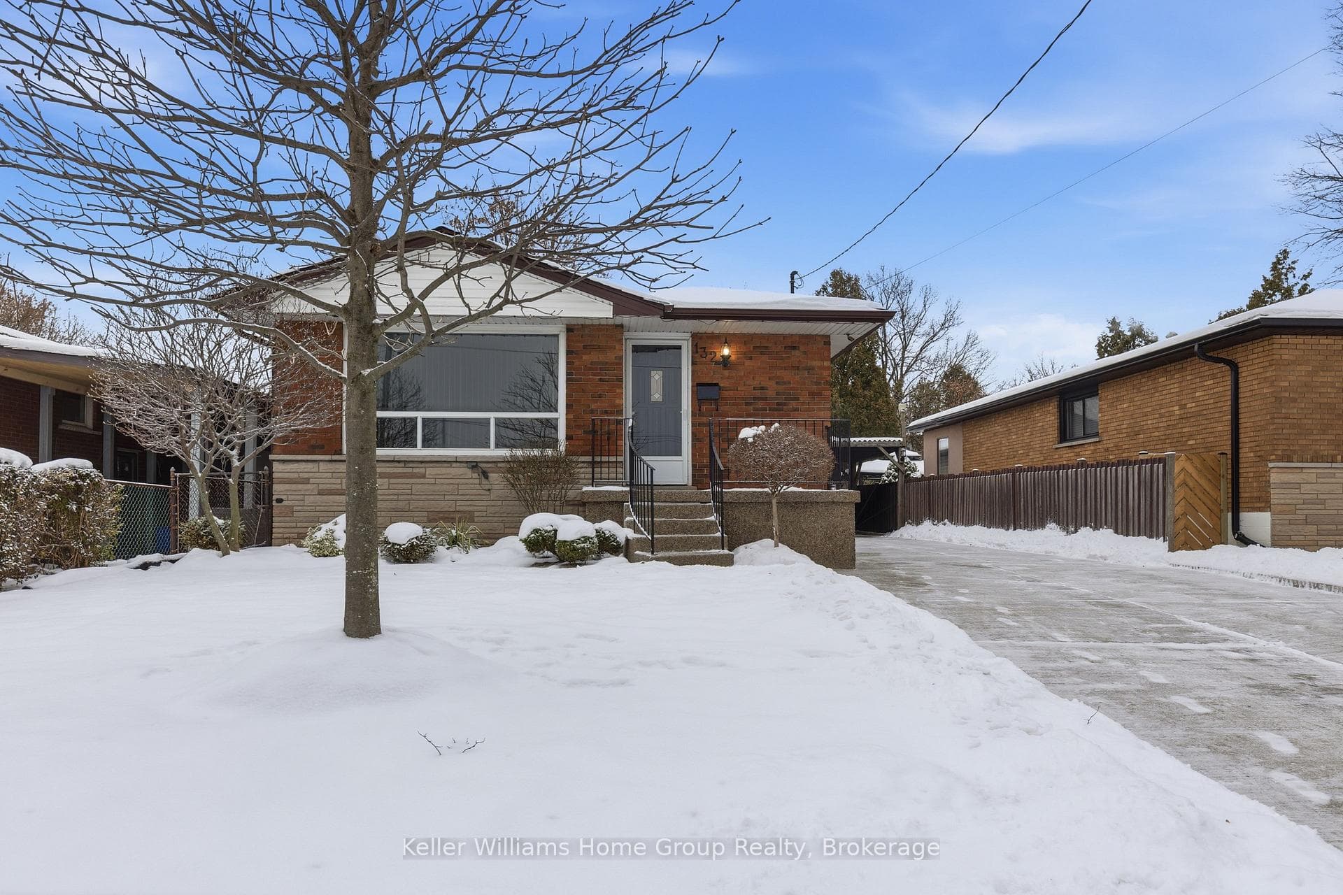 132 June Street, Hamilton, ON L9A 2R9 - Photo 1