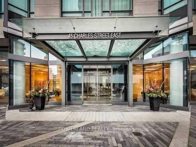 45 Charles Street Unit 2310, Regent Park / Cabbagetown / St. James Town, ON M4Y 0B8 - Photo 1