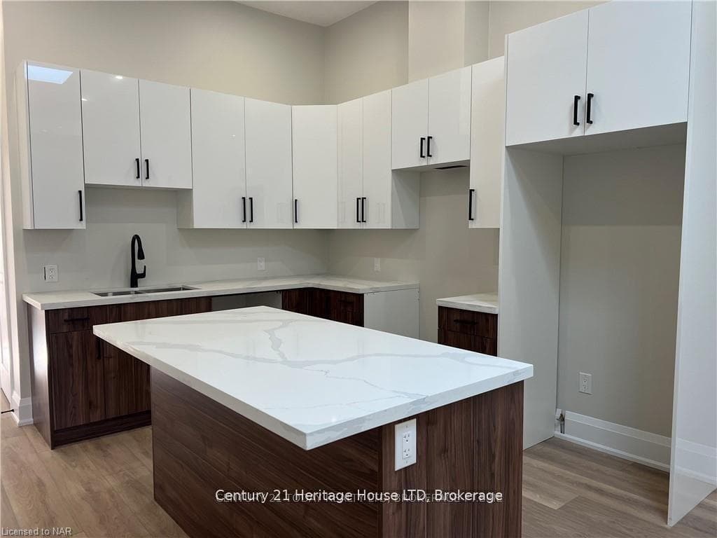 43 Jarvis Street Unit 205, Fort Erie, ON L2A 2S3 - Photo 1