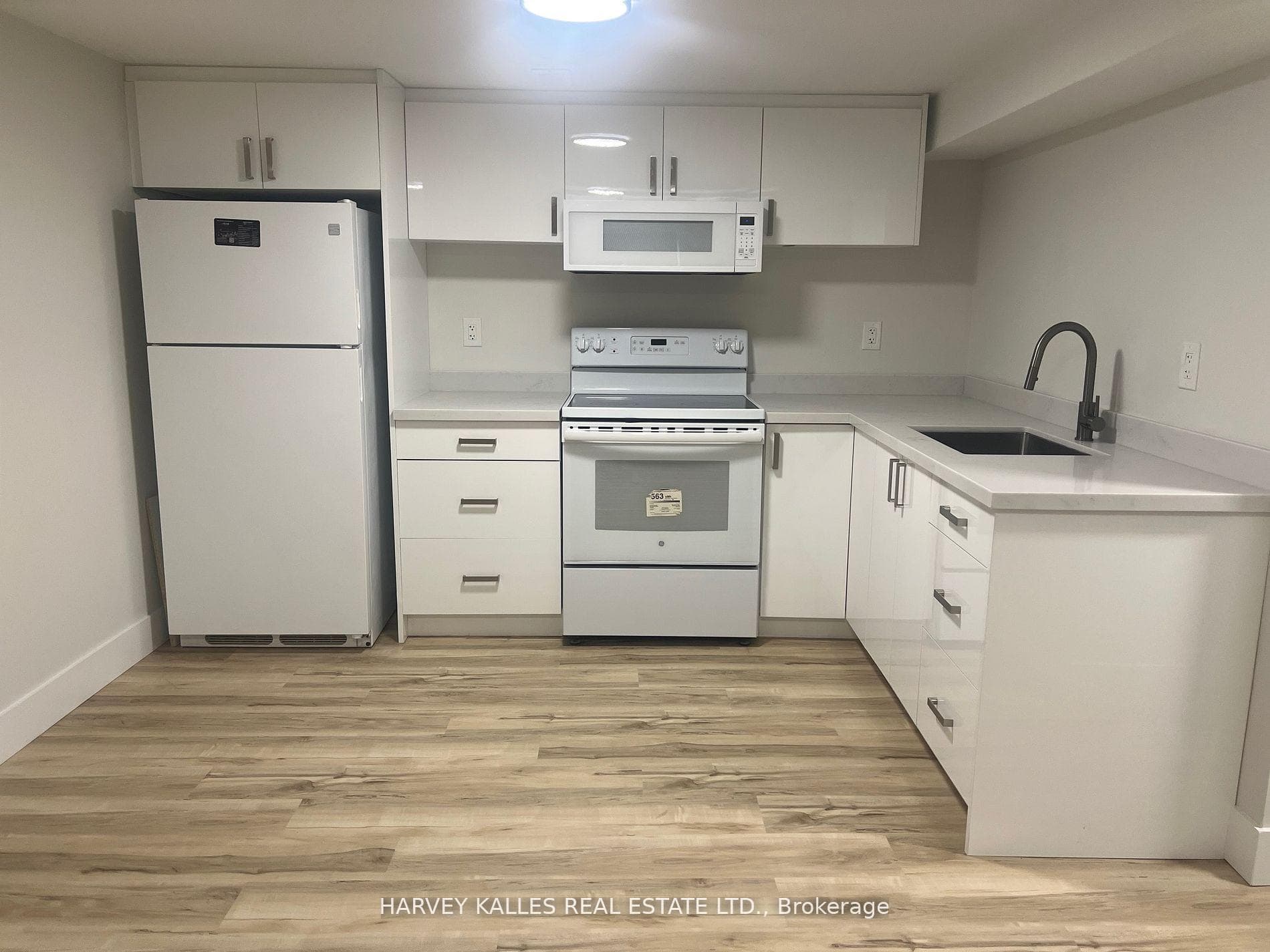 113 McAllister Road Unit Bsmt, North York (Bathurst Manor / Clanton Park), ON M3H 2N3 - Photo 1