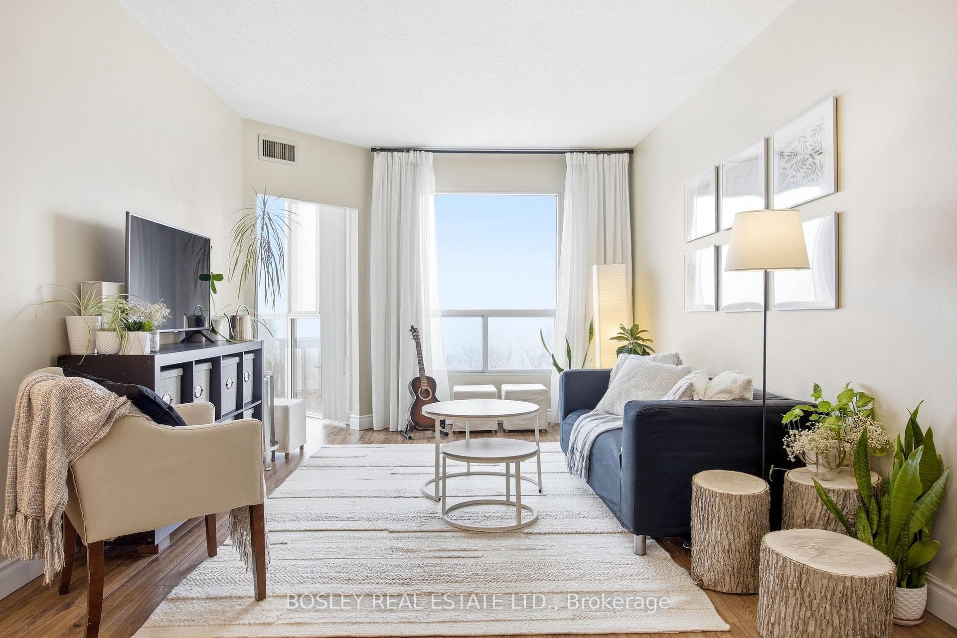 5 Concorde Place Unit 611, Don Mills / Parkwoods / Victoria Village, ON M3C 3M8 - Photo 1