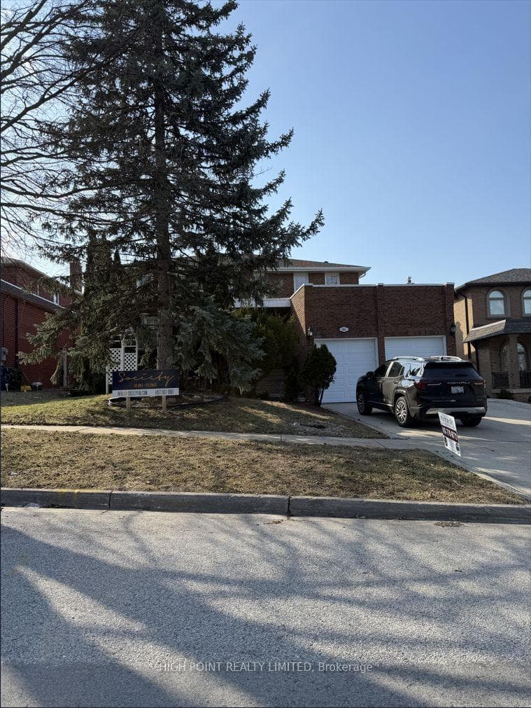 46 Ruscoe Crescent, Toronto W09