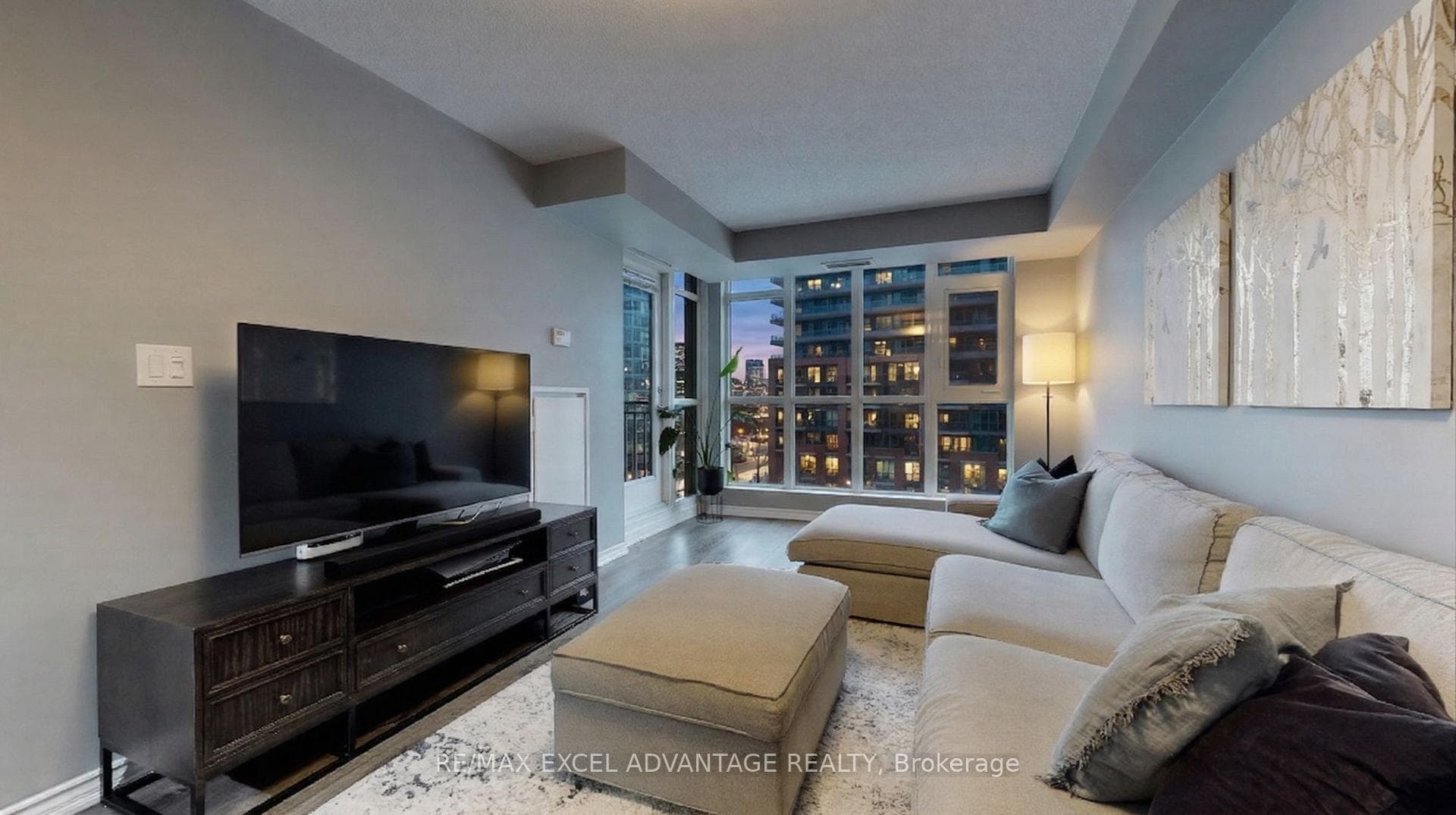 Spacious living area with city view
