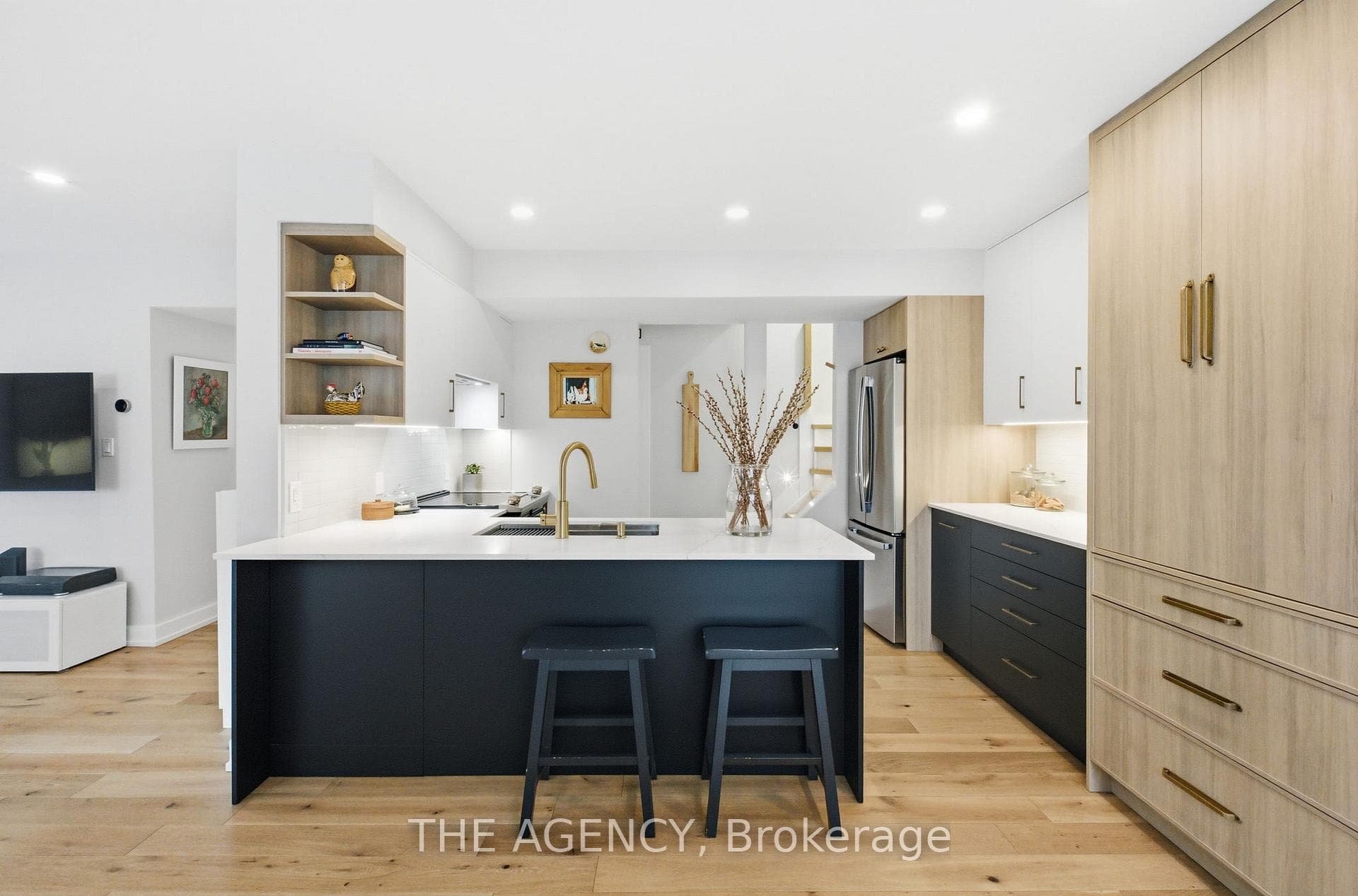 208 Niagara Street Unit 26, Downtown Toronto / Waterfront, ON M6J 3W5 - Photo 1