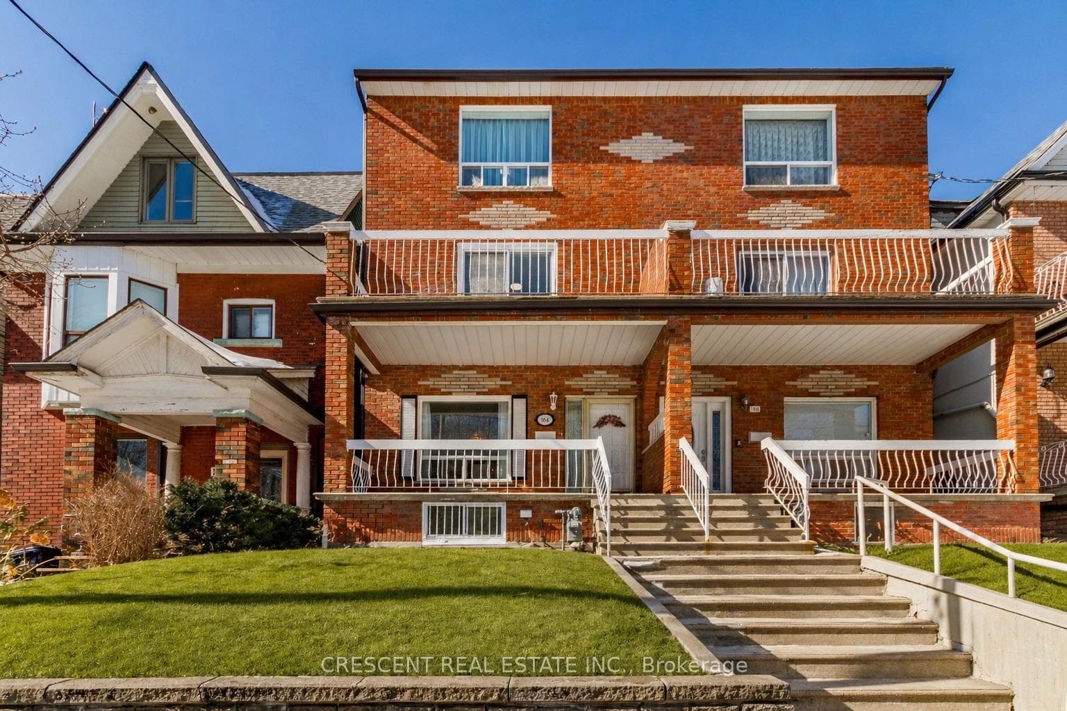 164 Roxton Road, Toronto C01