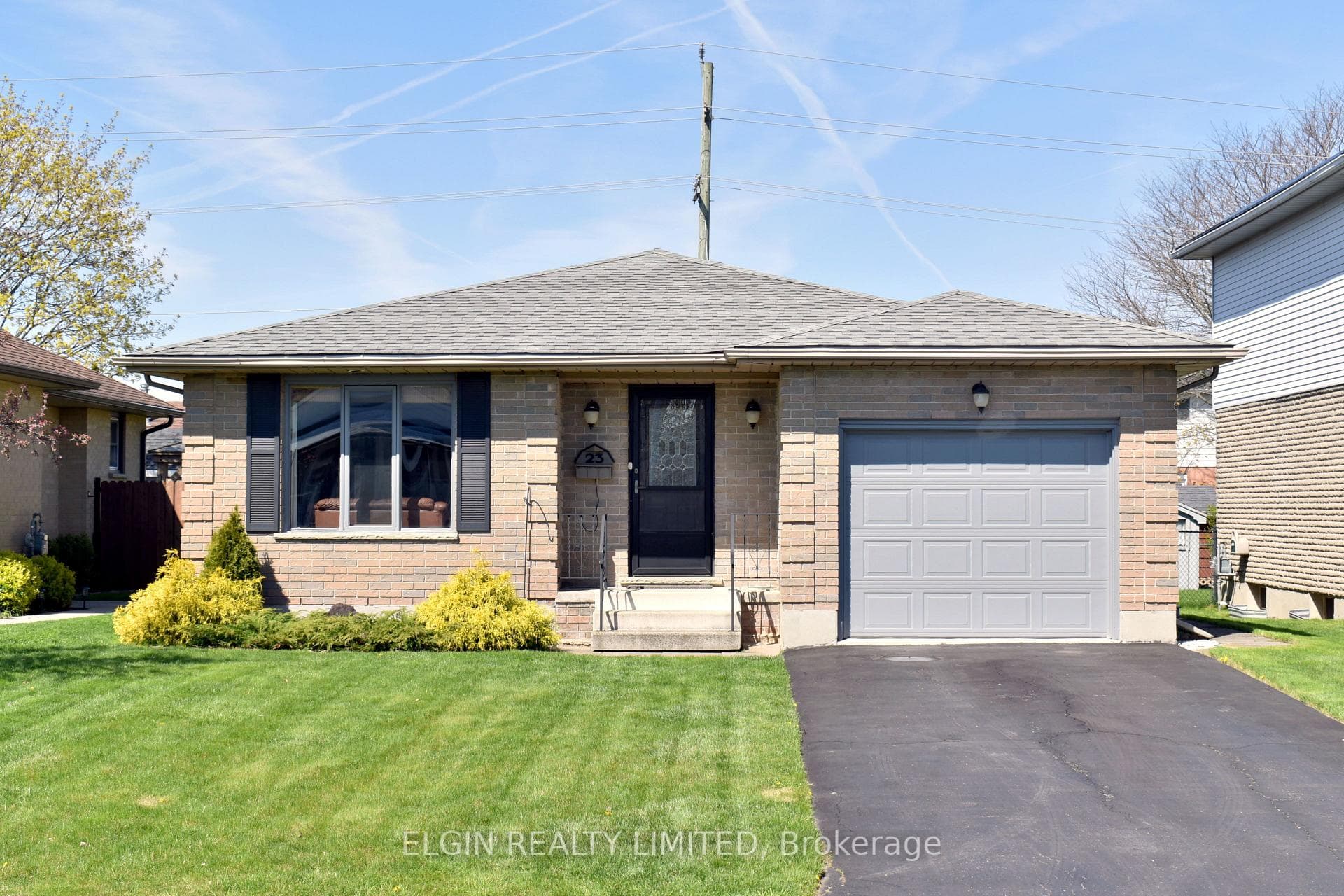 23 Rice Road, St. Thomas, ON N5R 5X9 - Photo 1