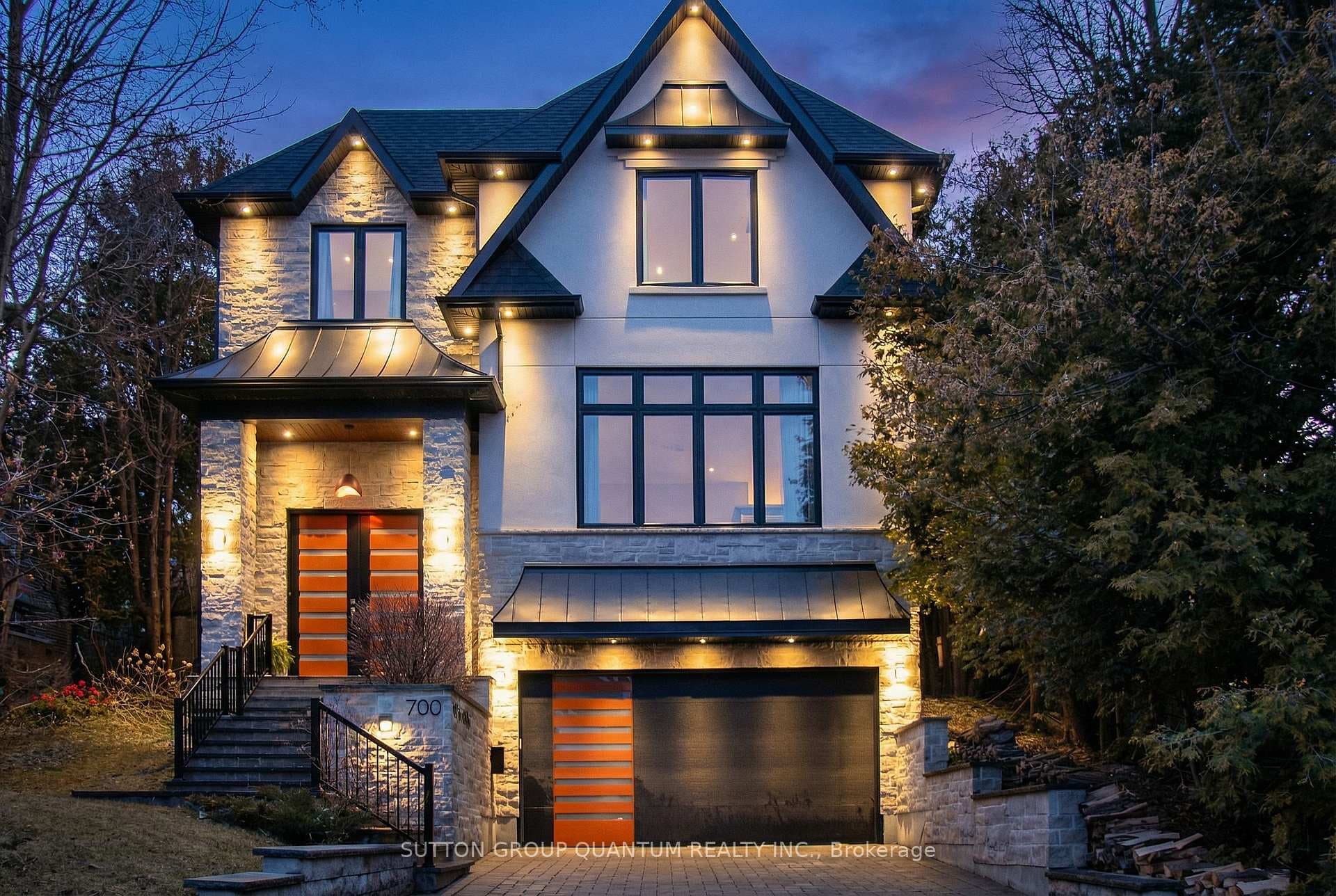 700 Hillcrest Road, Pickering, ON L1W 2P1 - Photo 1