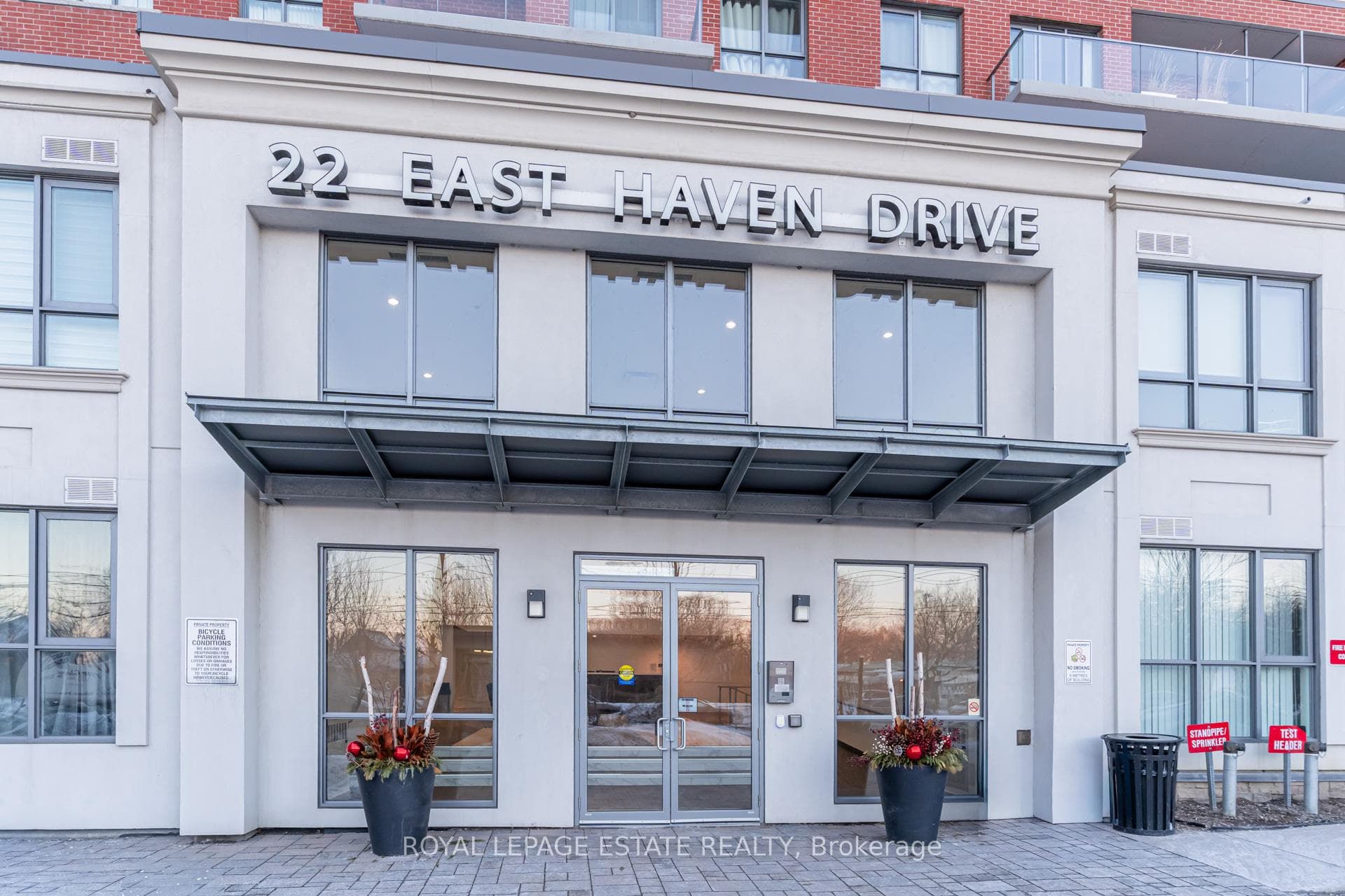 22 East Haven Drive Unit 818, Birch Cliff / Cliffside, ON M1N 1L9 - Photo 1