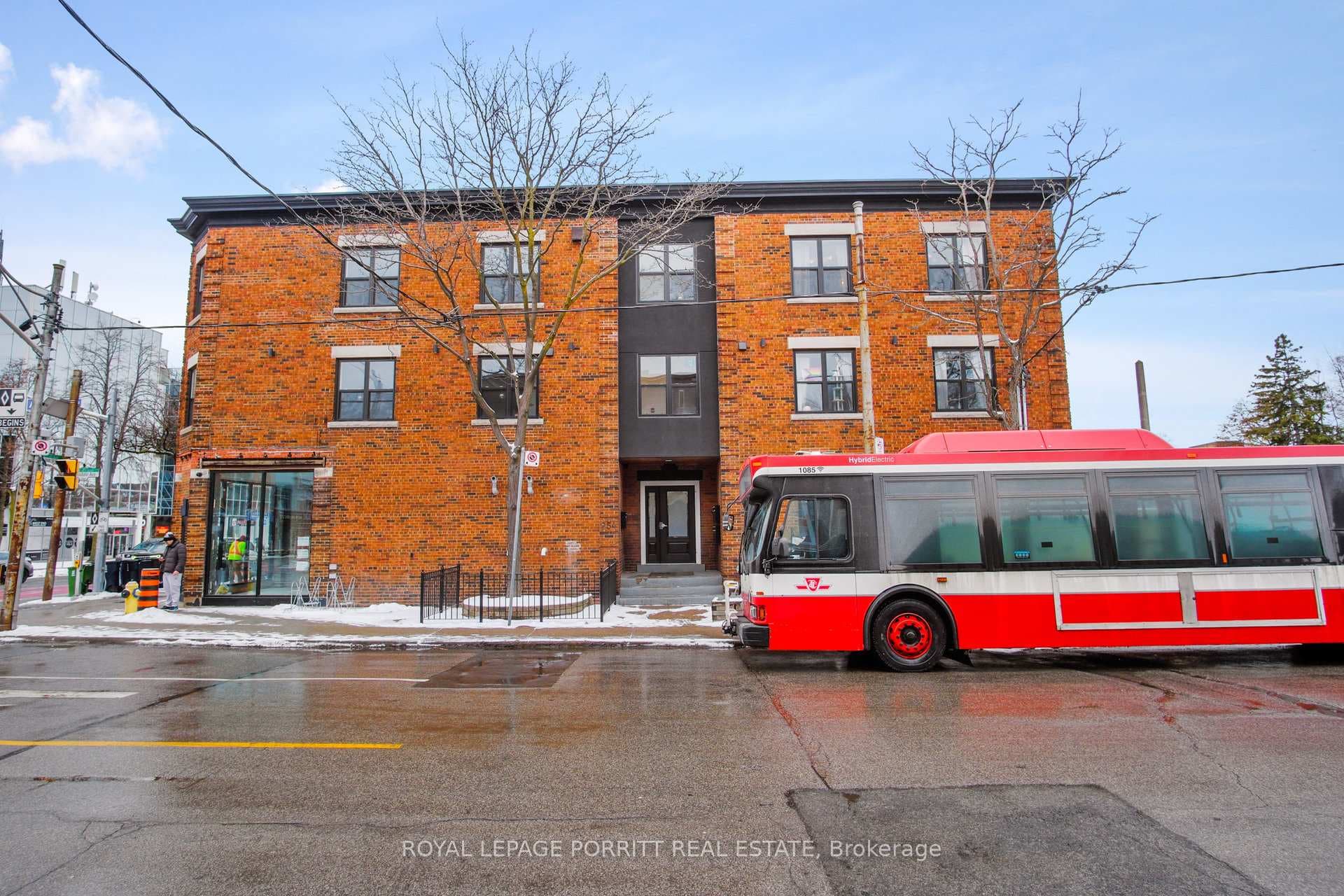254 Armadale Avenue Unit #6, Bloor West Village / Swansea, ON M6S 3K4 - Photo 1