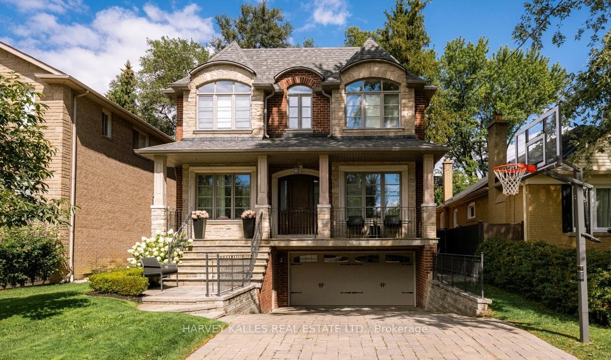 190 Carmichael Avenue, Lawrence Park / Bedford Park, ON M5M 2X3 - Photo 1