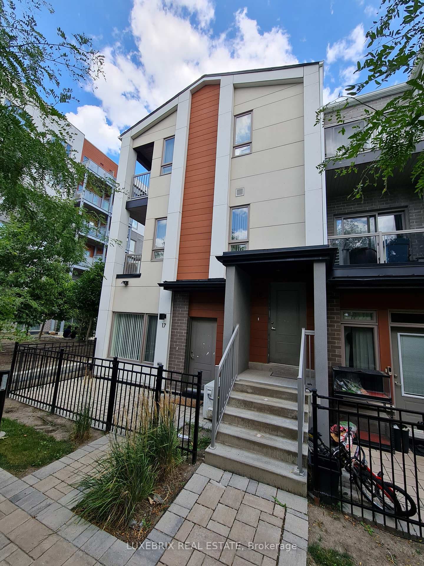 40 Orchid Place Unit 18, Scarborough (Morningside / West Hill), ON M1B 0C4 - Photo 1