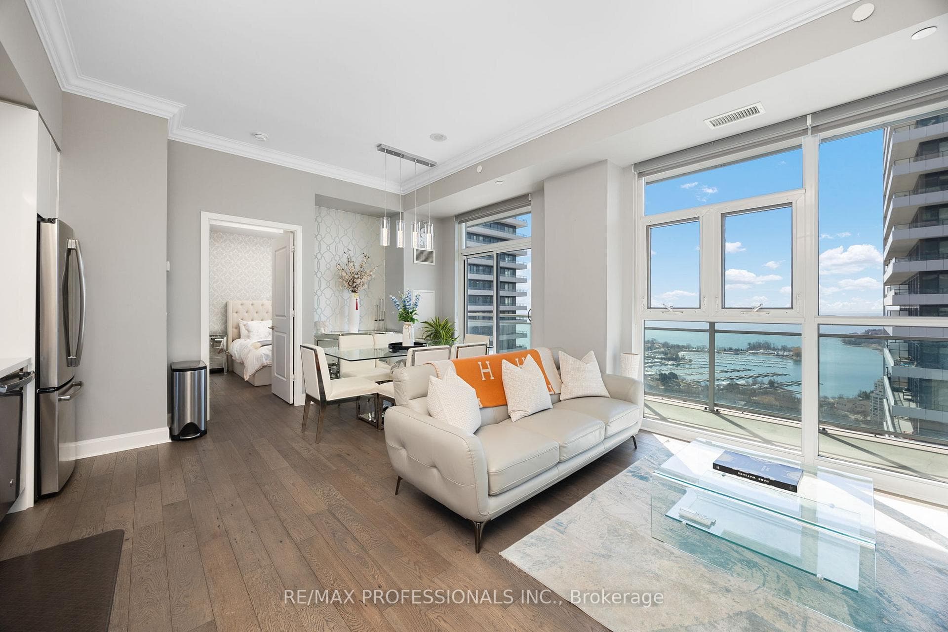 33 Shore Breeze Drive Unit LPH3501, Liberty Village / Parkdale / South Parkdale, ON M8V 0G1 - Photo 1