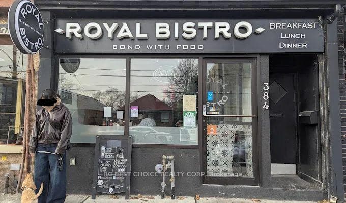 384 Royal York Road, Liberty Village / Parkdale / South Parkdale, ON M8Y 2R3 - Photo 1