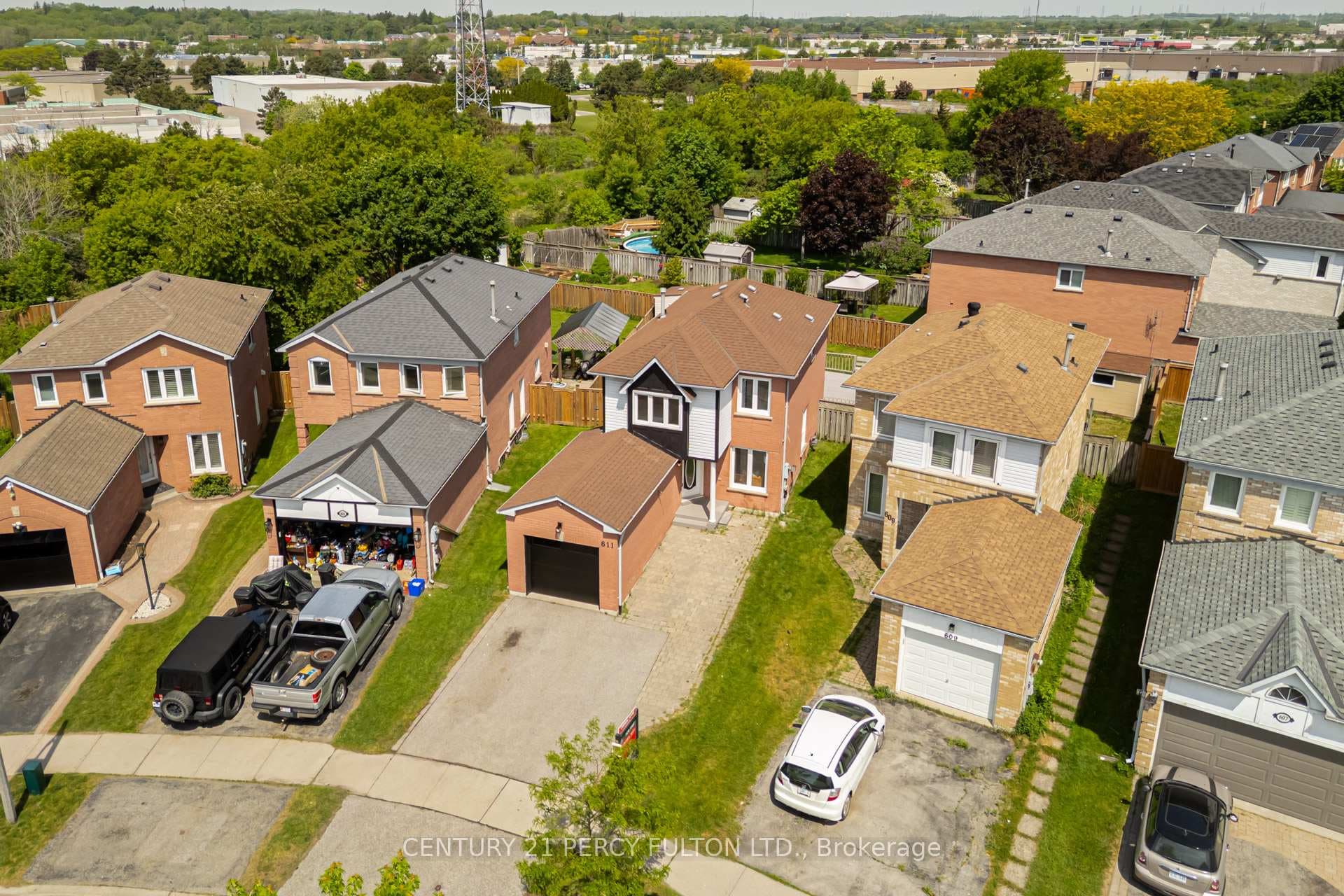 611 Atwood Crescent, Pickering