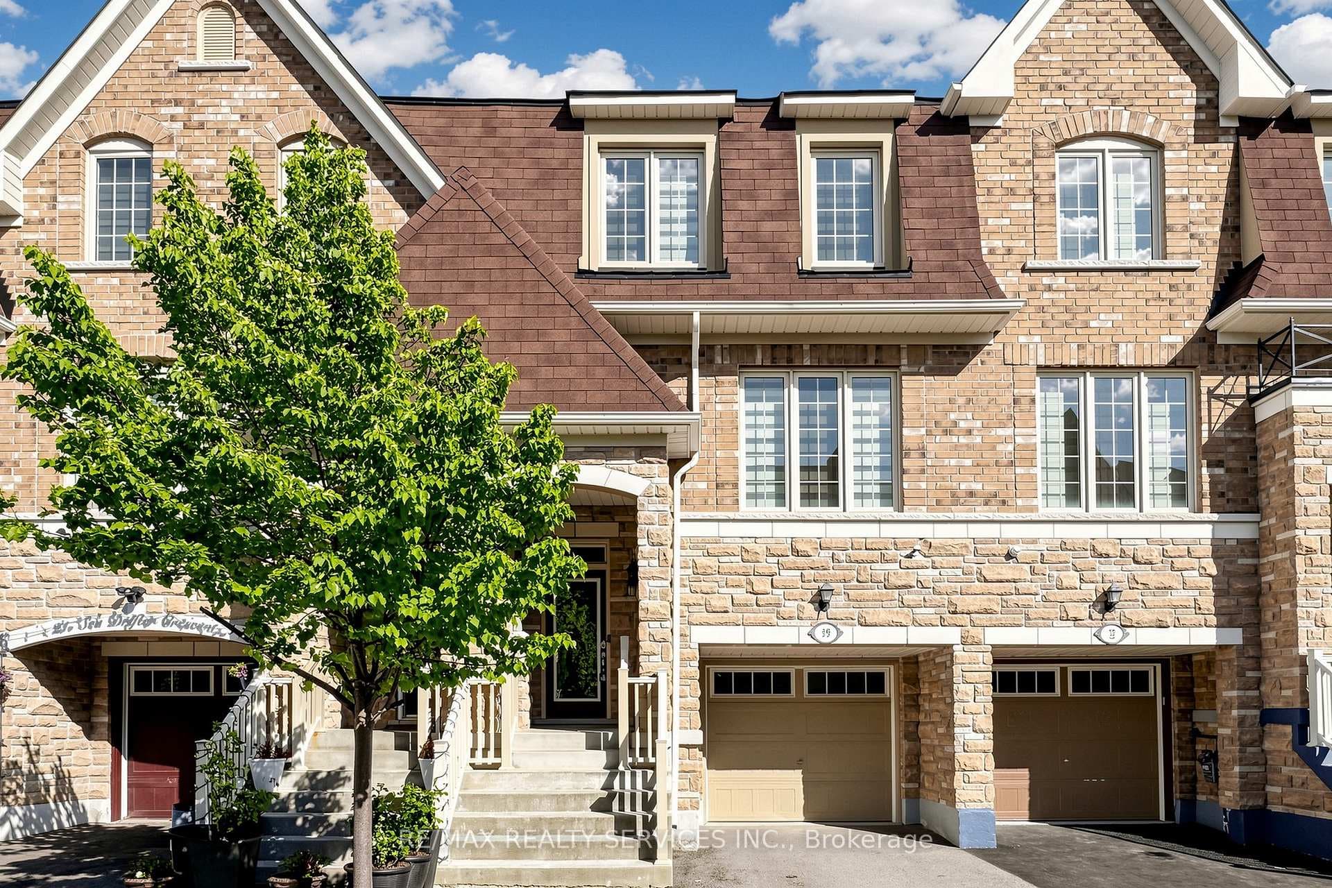 19 Sea Drifter Crescent, Brampton, ON L6P 2S1 - Photo 1
