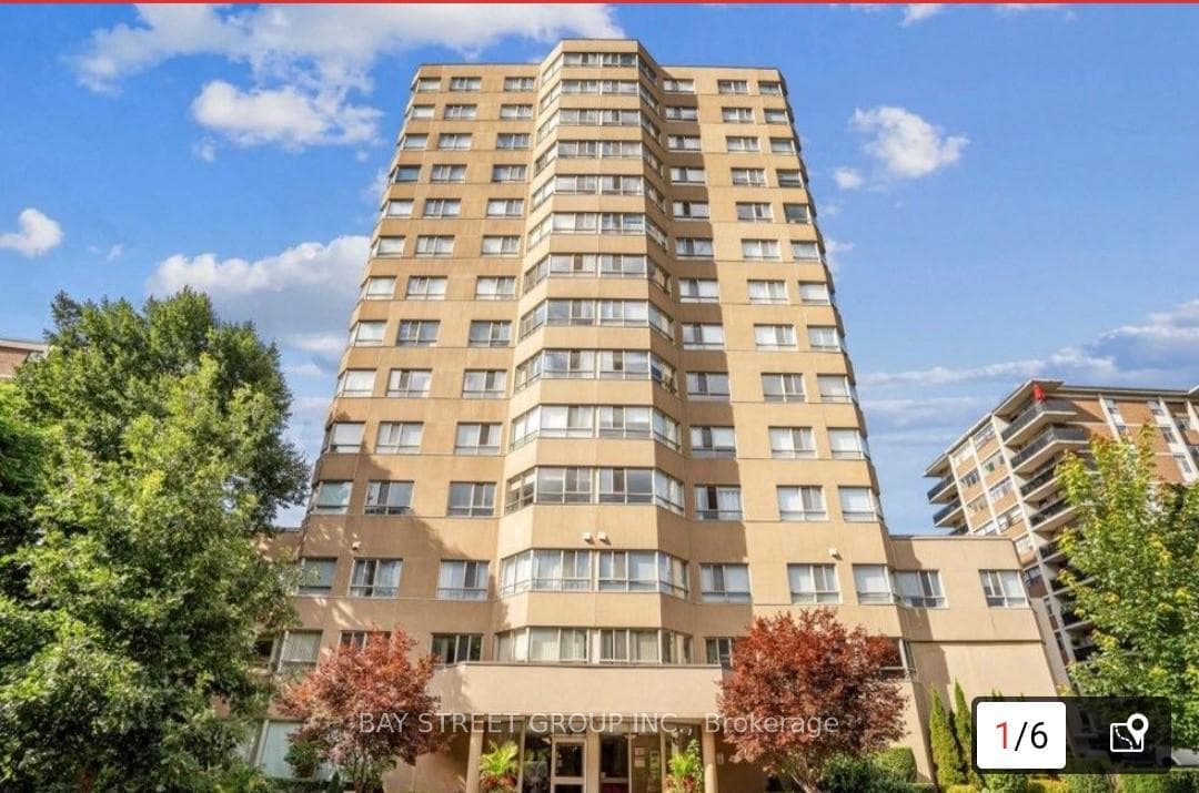 4 Park Vistas N/A Unit 610, Danforth / East York