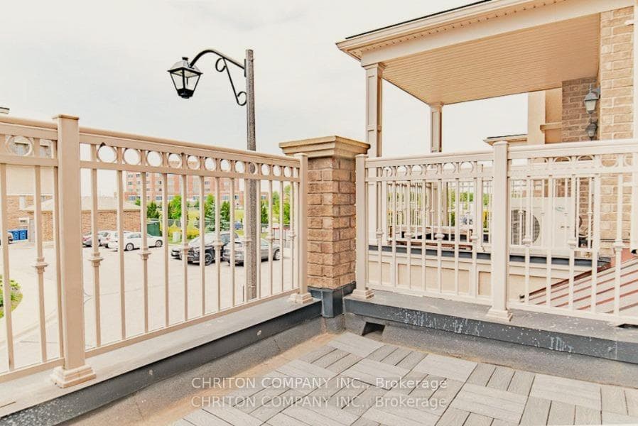 2435 Greenwich Drive Unit 55, Oakville, ON L6M 0S4 - Photo 1