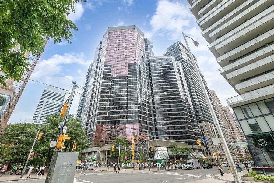 1001 Bay Street Unit 3008, Toronto C01