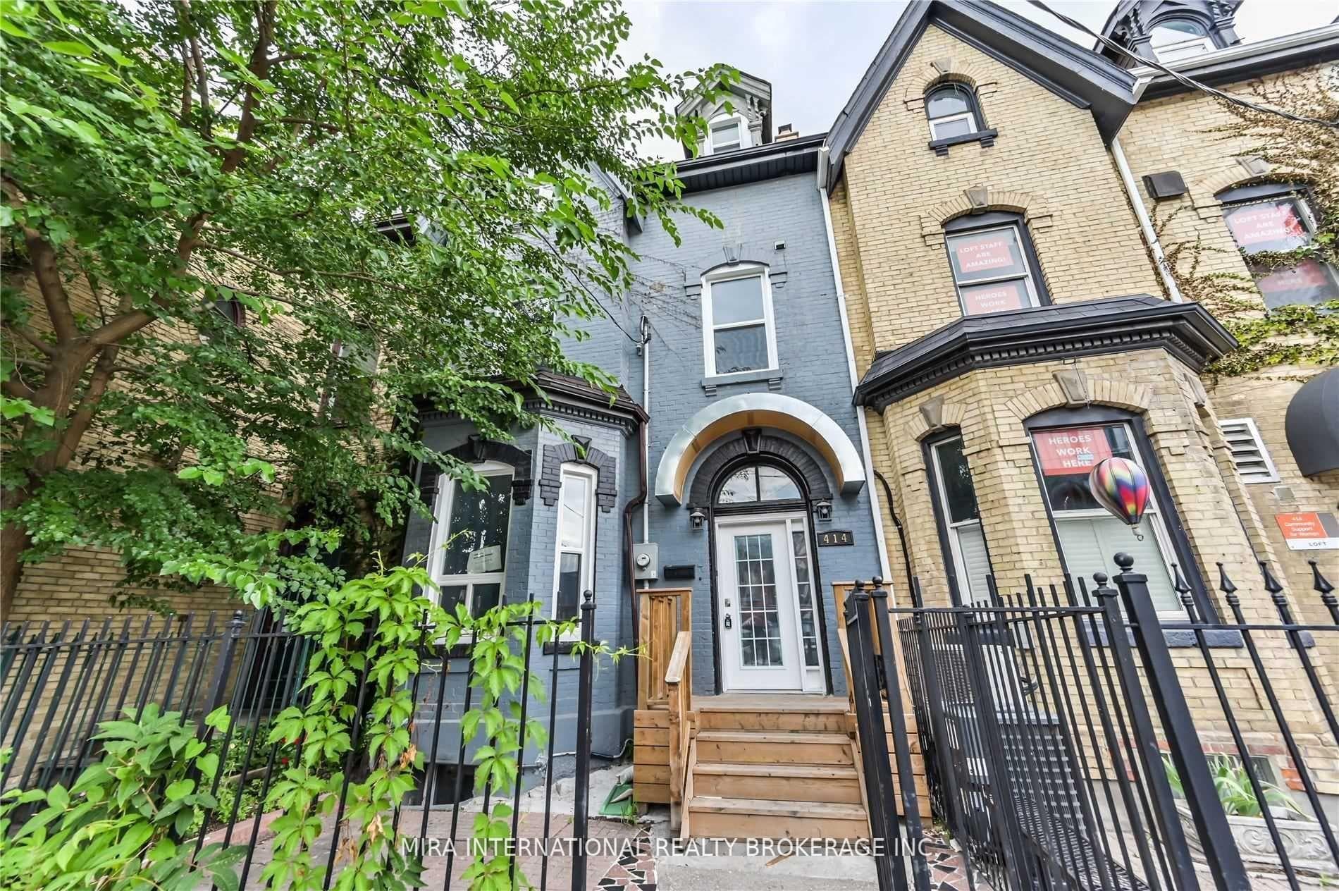 414 Dundas Street Unit 101, Regent Park / Cabbagetown / St. James Town, ON M5A 2A8 - Photo 1