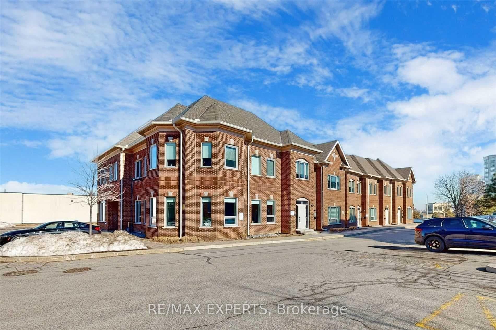 30 Wertheim Court Unit 18, Richmond Hill, ON L4B 1B9 - Photo 1