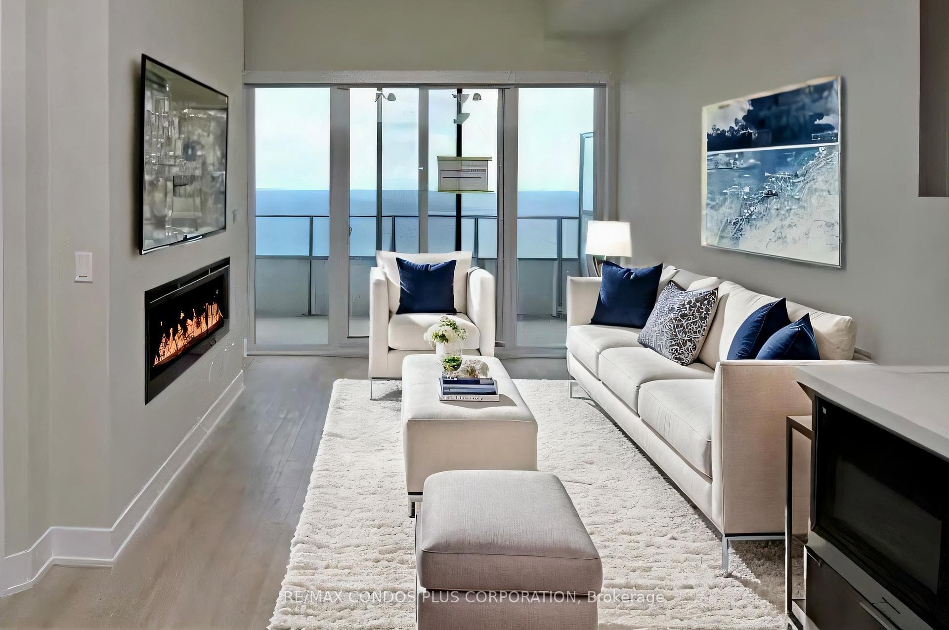 30 Shore Breeze Drive Unit 6206, Liberty Village / Parkdale / South Parkdale, ON M8V 0J1 - Photo 1