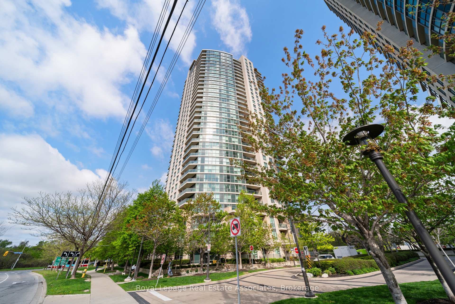 225 Sherway Gardens Road Unit 1601, Toronto W08