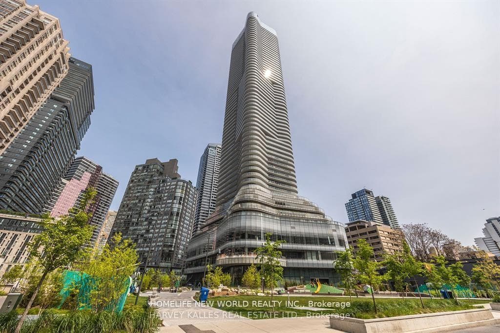 11 WELLESLEY Street Unit 4108, Downtown Toronto / Waterfront