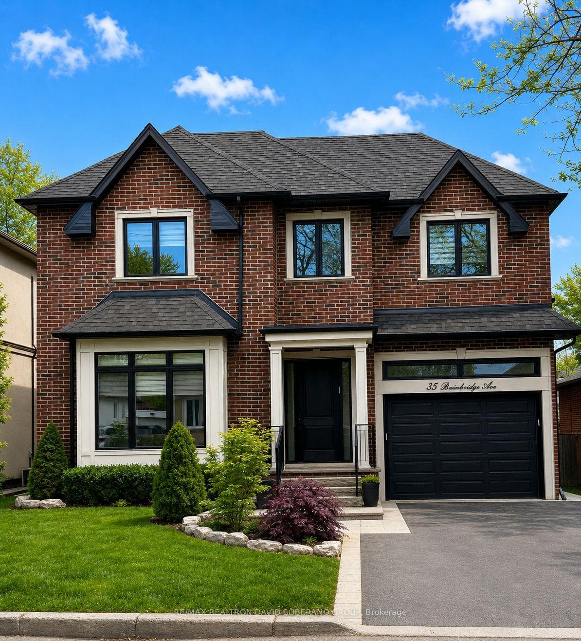 35 Bainbridge Avenue, North York (Bathurst Manor / Clanton Park), ON M3H 2J8 - Photo 1