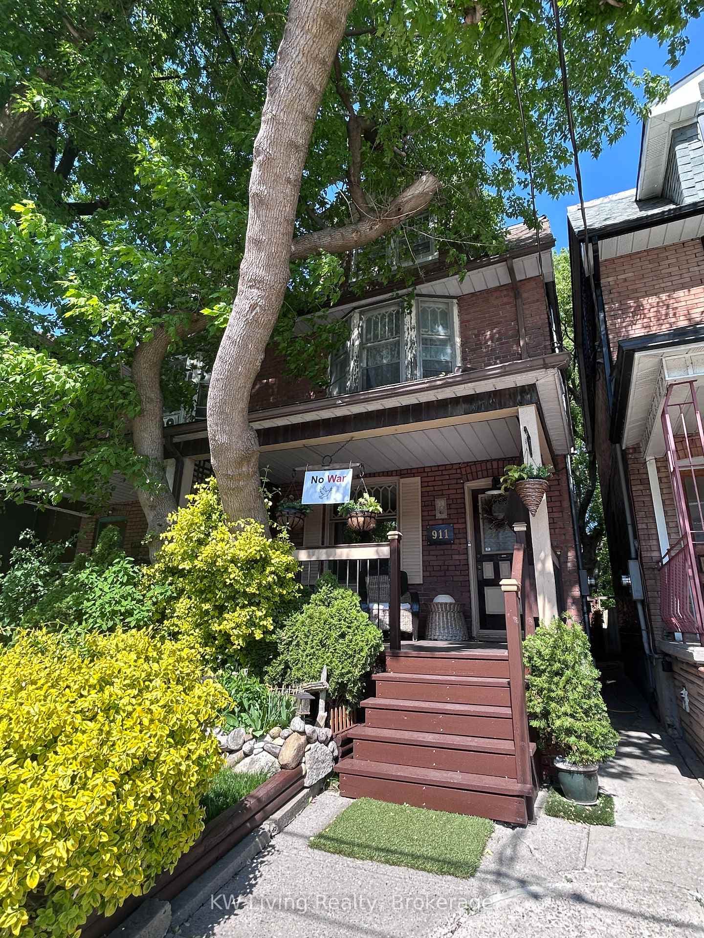 911 Bathurst Street, Annex / Yorkville / Summerhill, ON M5R 3G4 - Photo 1