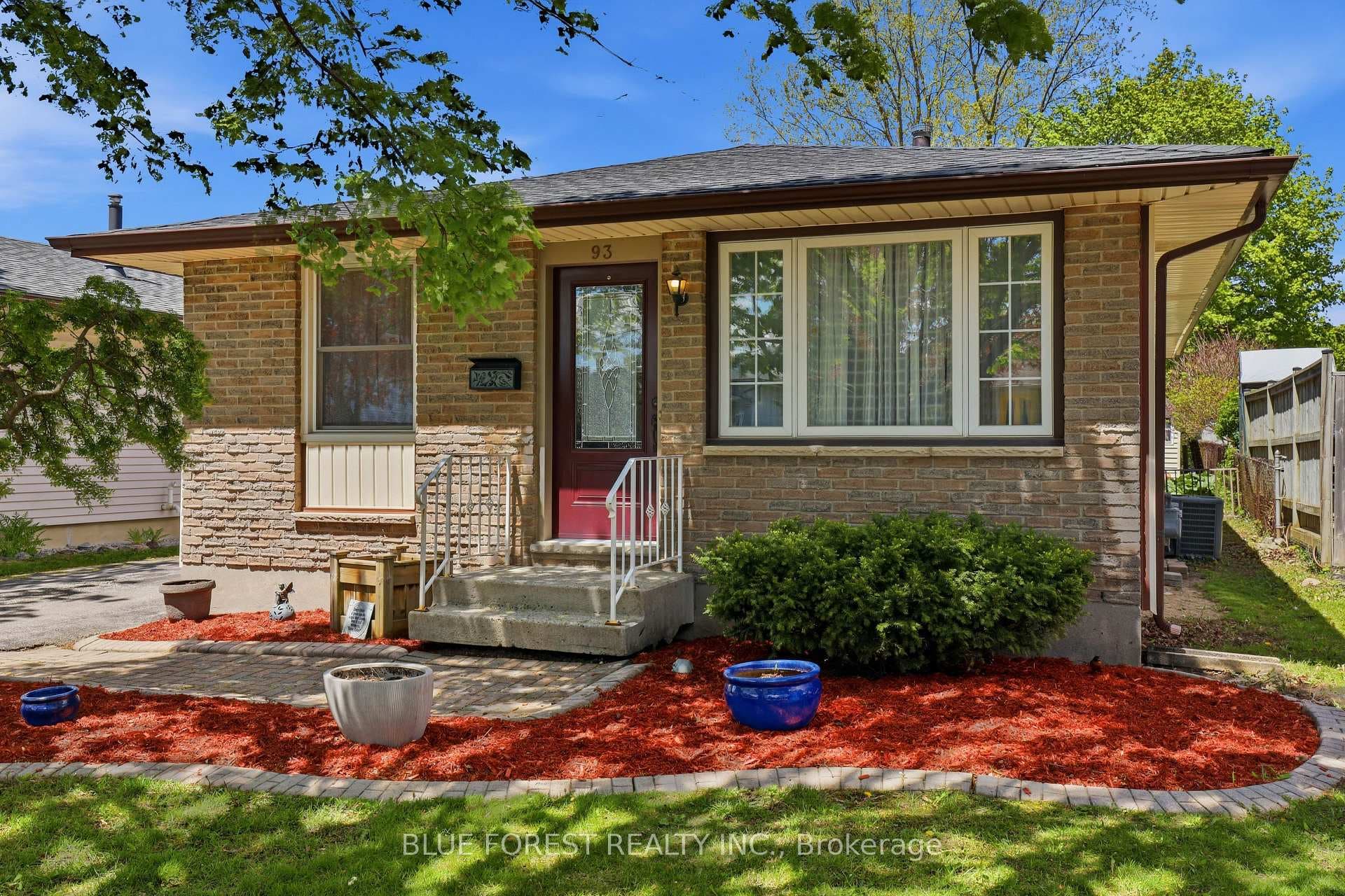 93 Nicholas Crescent, London South, ON N6E 2E8 - Photo 1