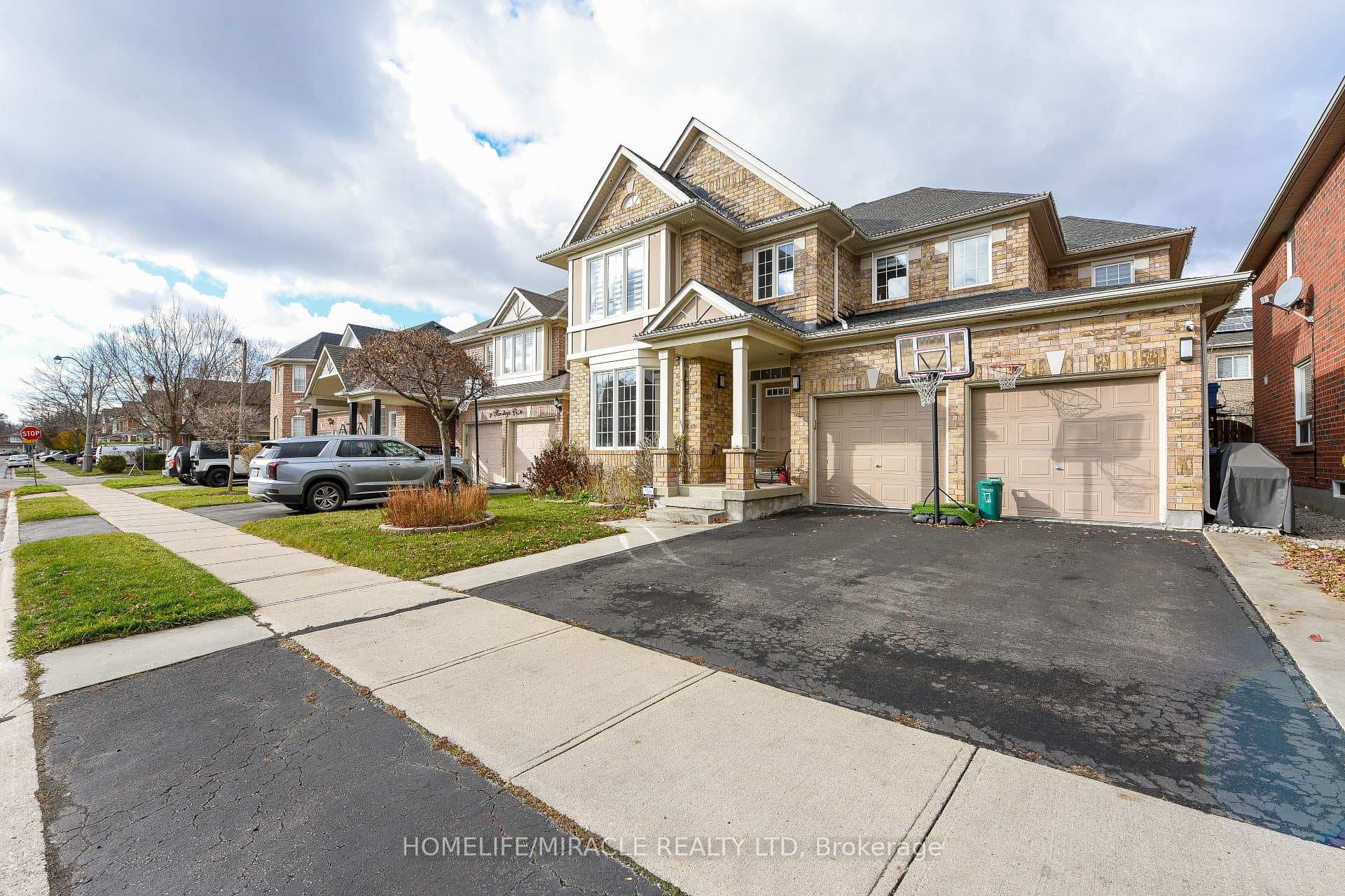 6 Mendoza Drive, Brampton, ON L7A 3M3 - Photo 1