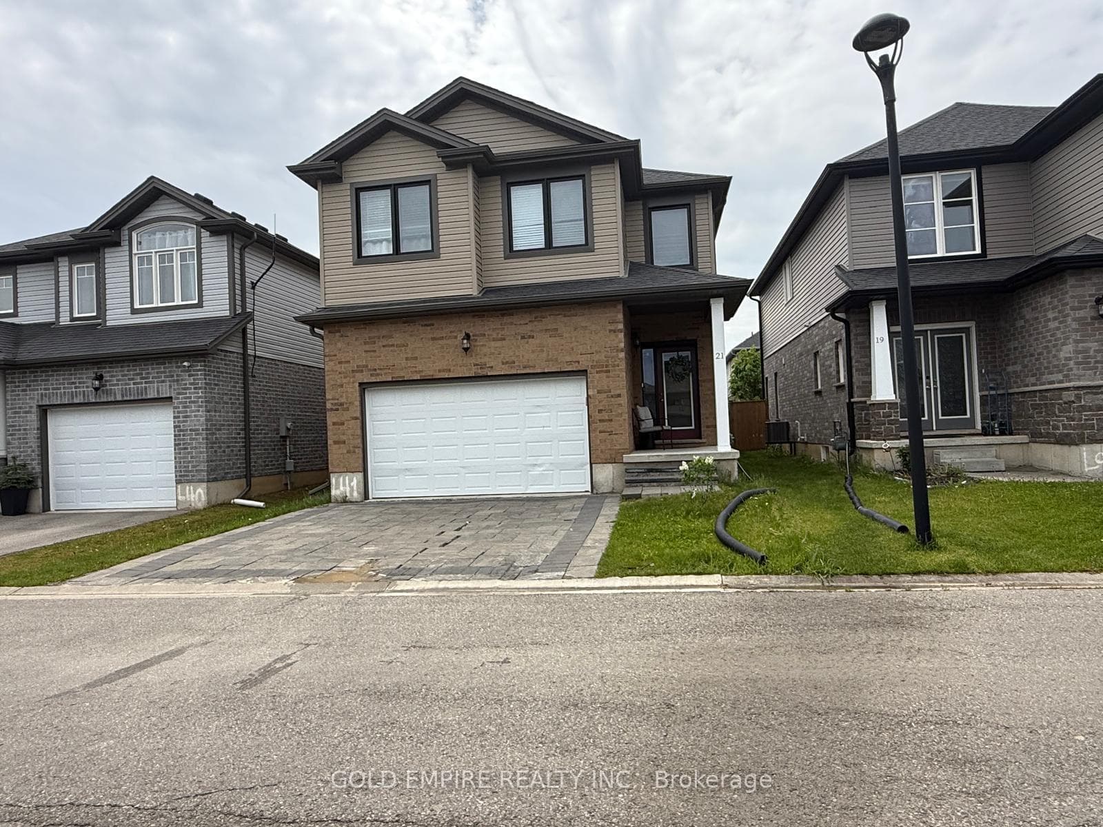 3270 Singleton Avenue Unit #21, London South, ON N6L 0E5 - Photo 1