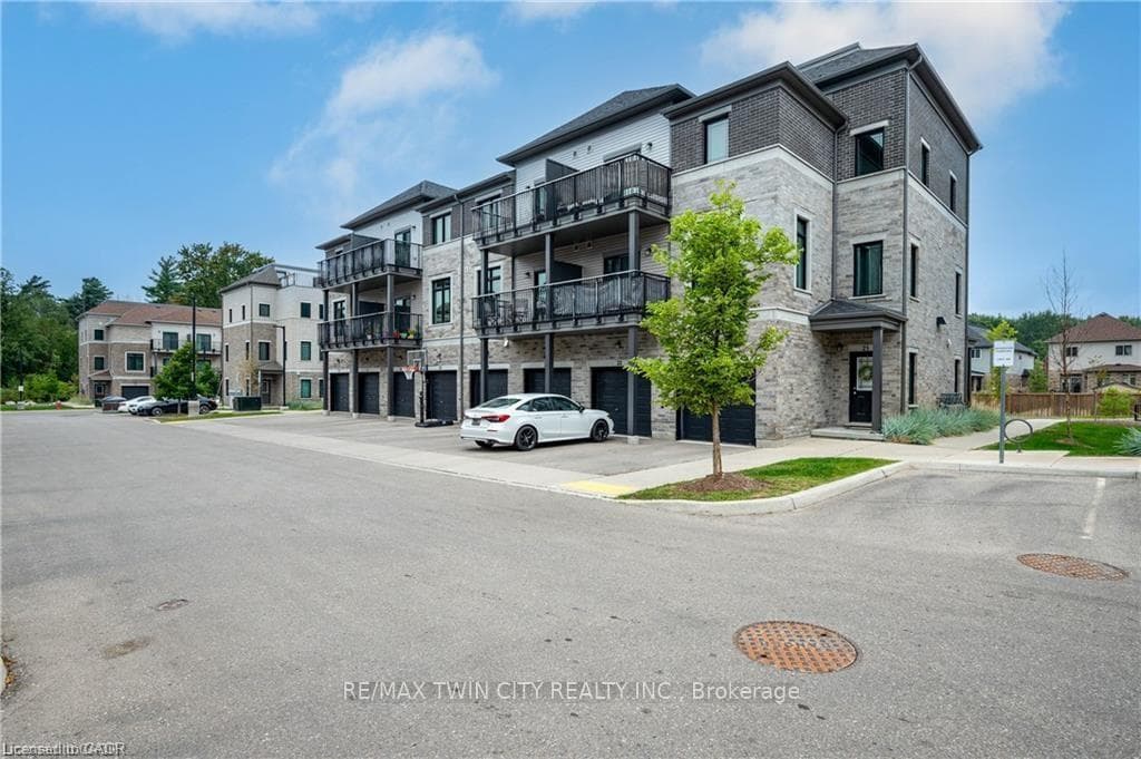107 Westra Drive Unit 27, Guelph/Eramosa, ON N1K 0B9 - Photo 1