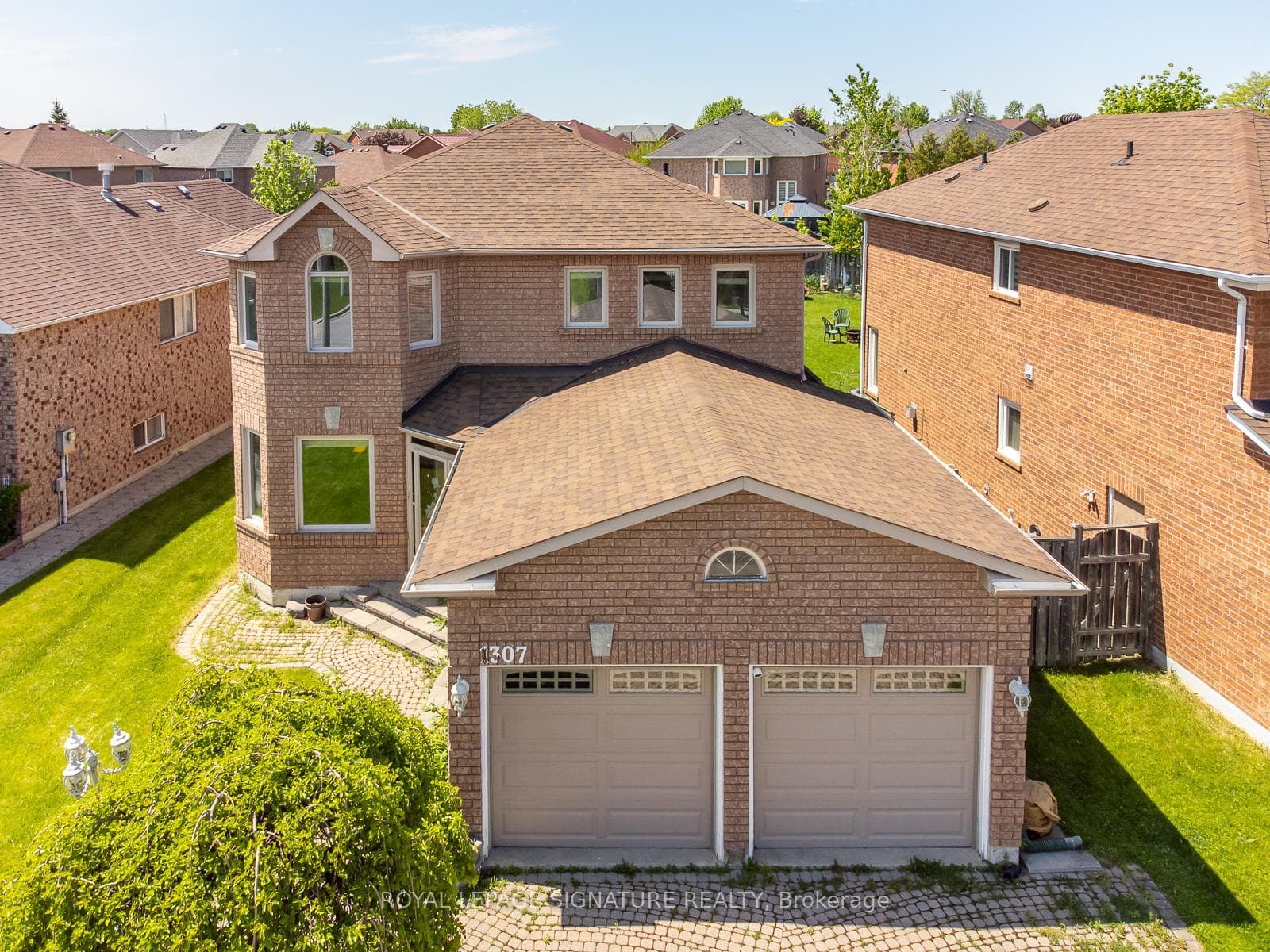 1307 Midgreen Lane, Mississauga, ON L5V 2E6 - Photo 1