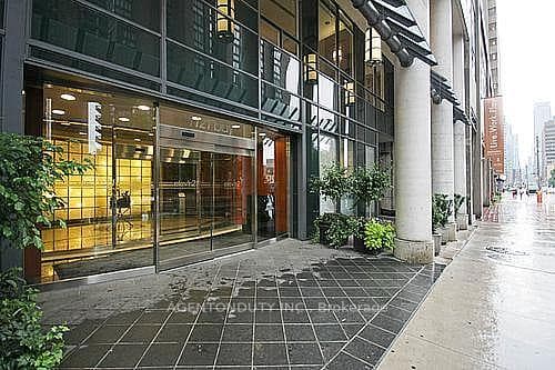 1121 Bay Street Unit 909, Toronto C01