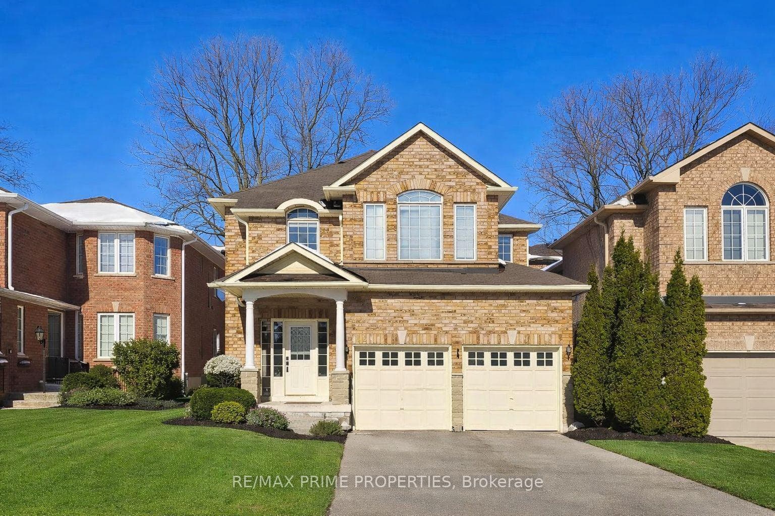 22 Waymount Avenue, Richmond Hill