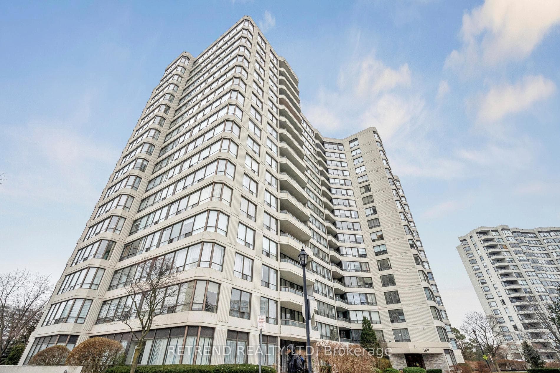 1101 Steeles Avenue Unit 212, Thornhill / Willowdale, ON M2R 3W5 - Photo 1