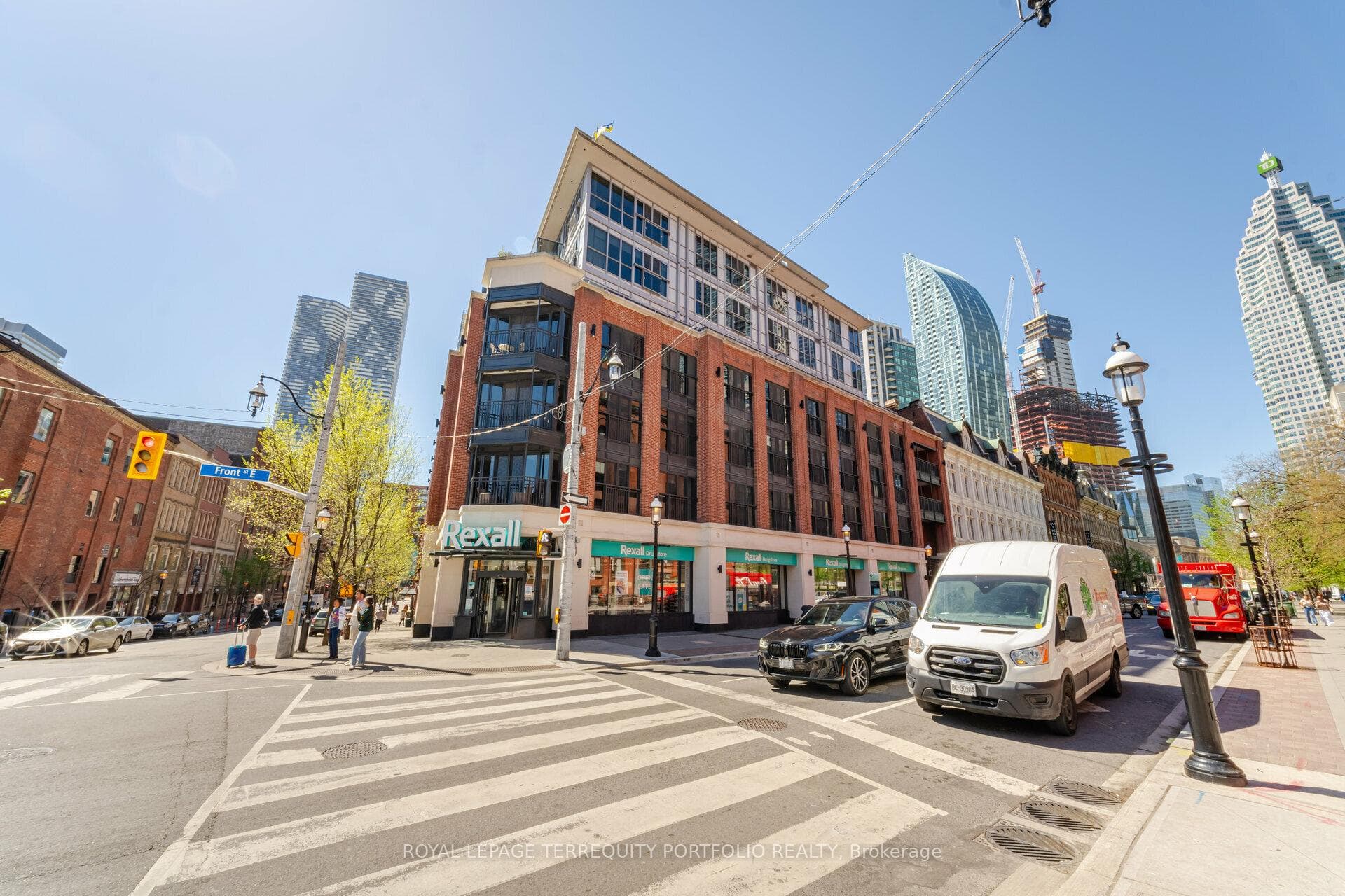 55 Front Street Unit 1108, Regent Park / Cabbagetown / St. James Town, ON M5E 0A7 - Photo 1