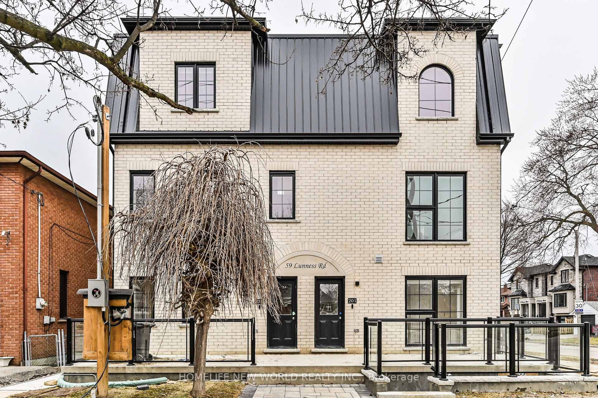 59 Lunness Road Unit 102, Liberty Village / Parkdale / South Parkdale, ON M8W 4M5 - Photo 1